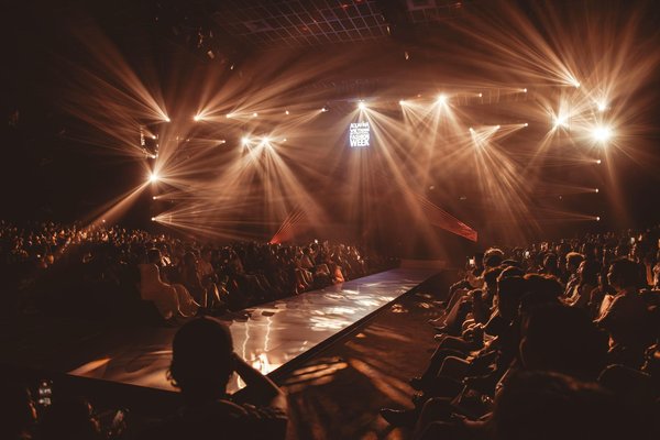 Coupe carré pour femme : les styles à adopter en 2025